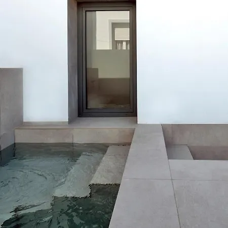 Ξενοδοχείο Dormos 2*